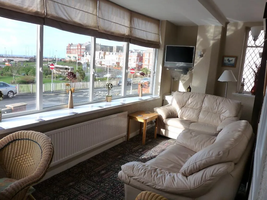 Moorings Hotel Blackpool Guest house