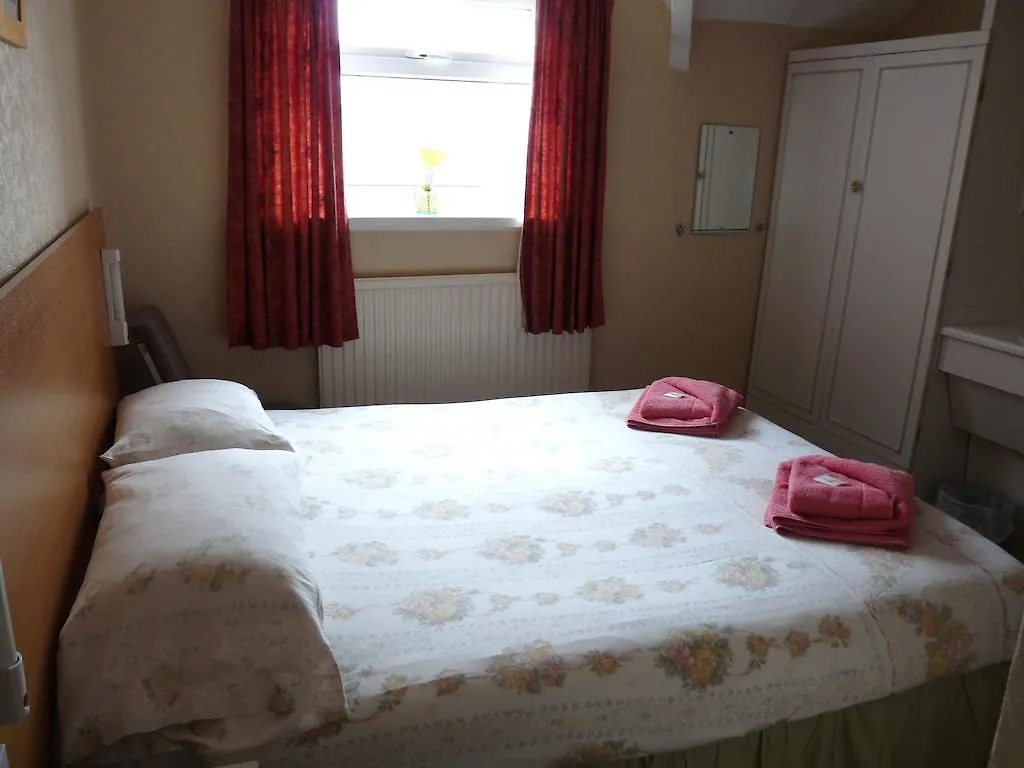 *** Guest house Moorings Hotel Blackpool United Kingdom